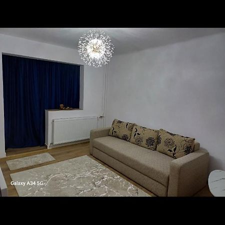 Garsoniera Luminoasa Apartment Craiova Ngoại thất bức ảnh
